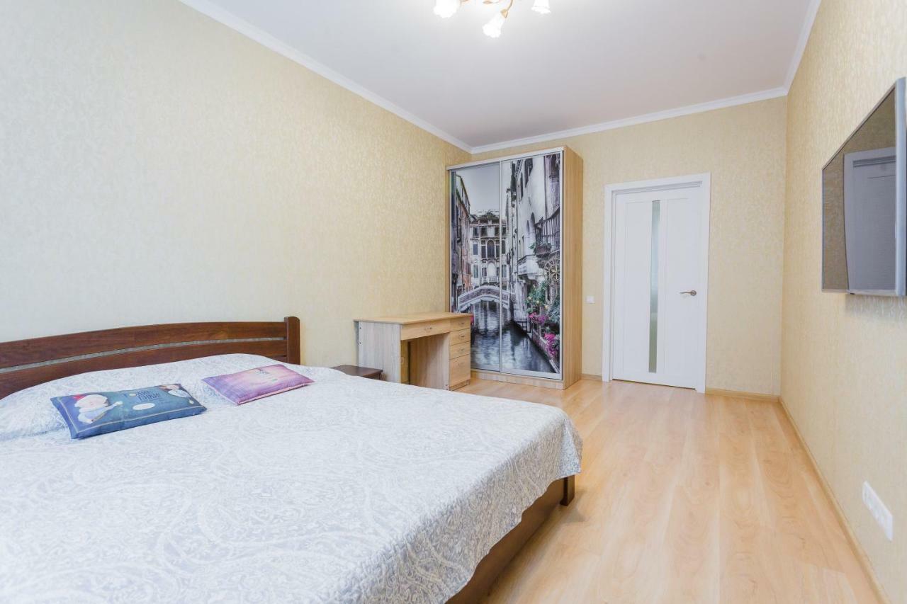 Business Class Apartment At Lomonosova Κίεβο Εξωτερικό φωτογραφία
